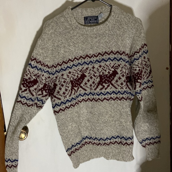 Peconic Bay Traders sweater 22” shoulder to hem 44” around wool & nylon L - Picture 3 of 3